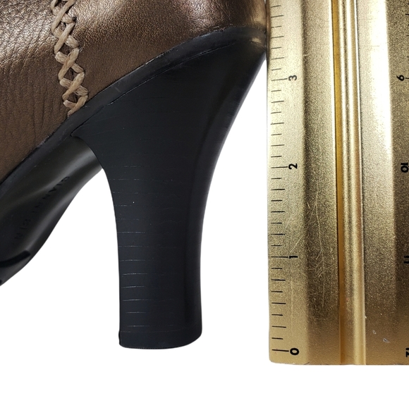 Gianni Bini Bronze Round Toe Block Heels Sz 8.5 Floral Contrast Stitch Workwear - Picture 12 of 12